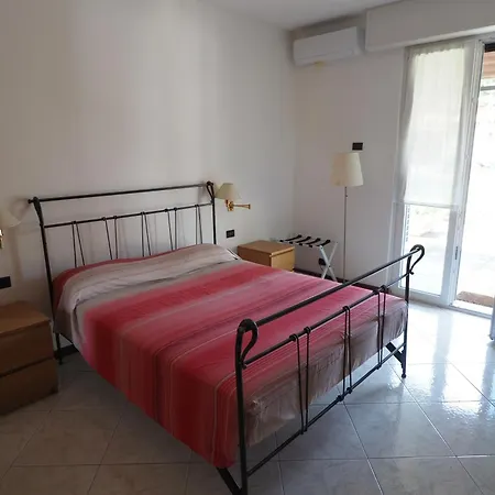 Apartment Tavernoland - Duck Side Of *