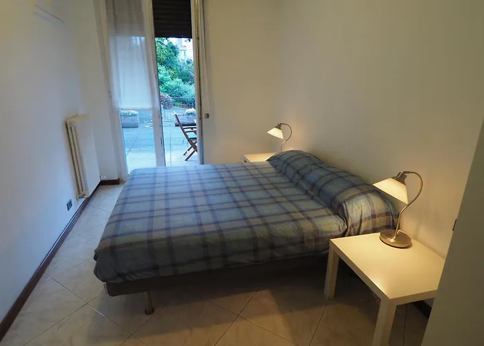 Tavernoland - Duck Side Of